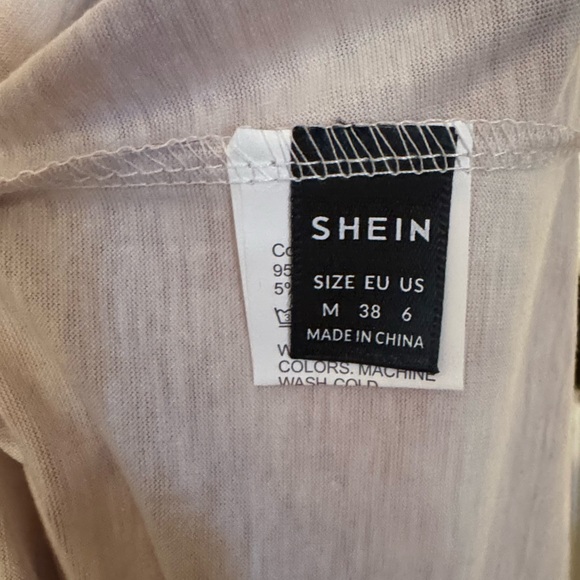 SHEIN DRESS NEW W/OUT TAGS WOMENS SIZE MEDIUM 💜 - Picture 3 of 4